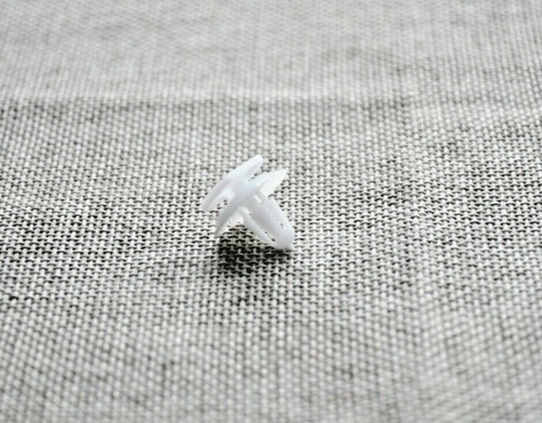 Peugeot 3008 307 207 - 207, fastener