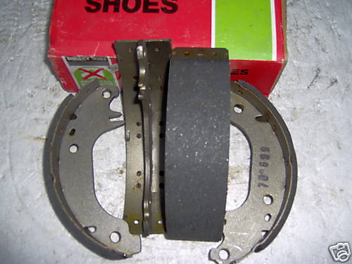 Peugeot 309 brake shoes - 309,
